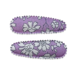 2 small hairclips with...
