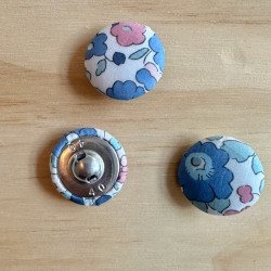 Fabric button Liberty Betsy...