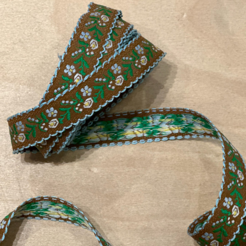 Embroidered webbing  2 cm...