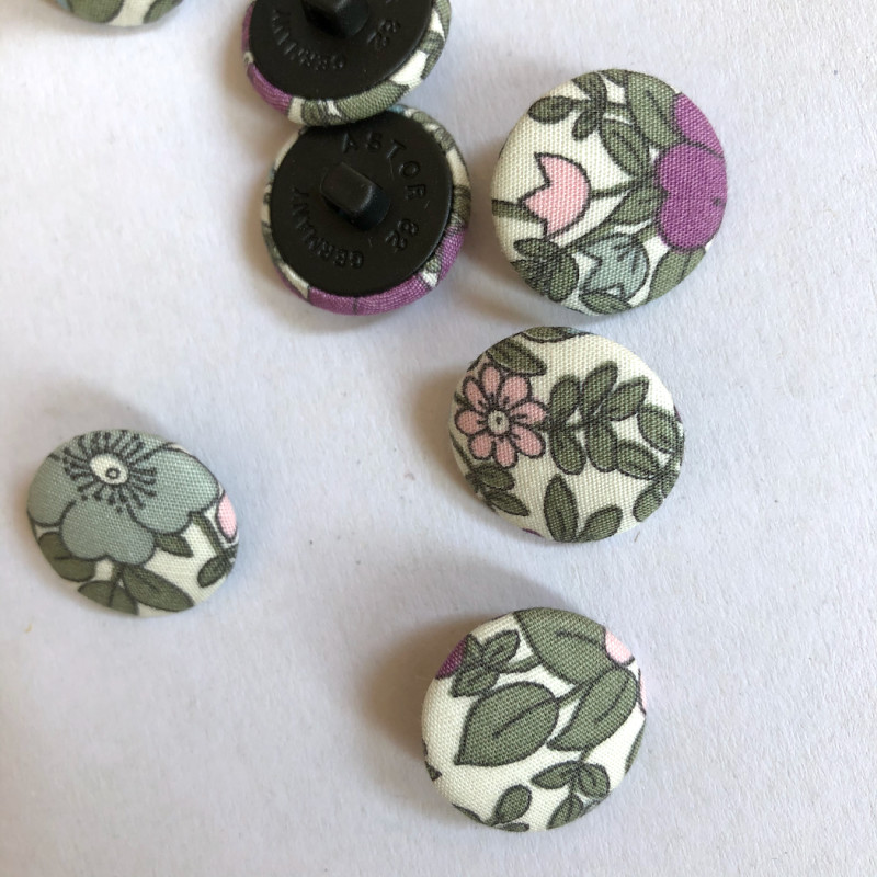 Fabric button floral -...