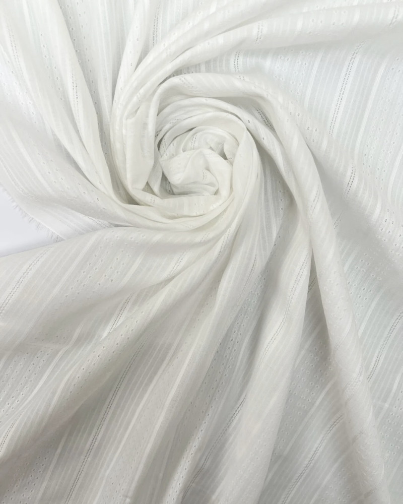 Deadstock broderie Anglaise...