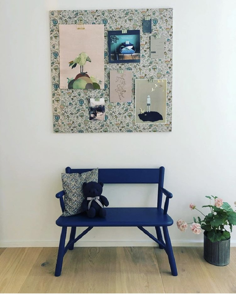 Opslagstavle ca. 61 x 61 cm...