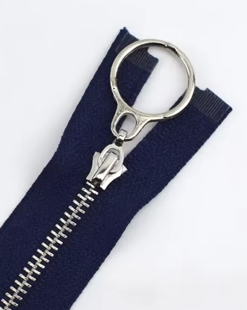 Zipper with "gold"...