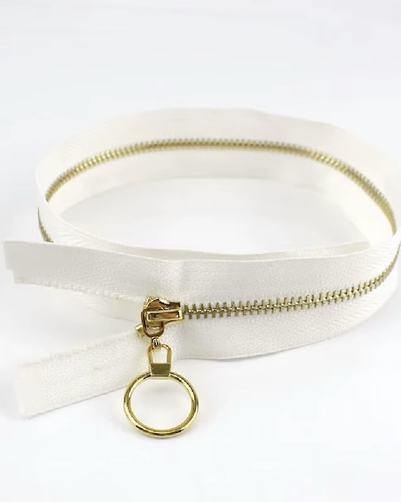 Zipper with "gold" ring...