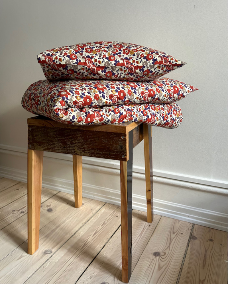 Junior bedlinen made with...