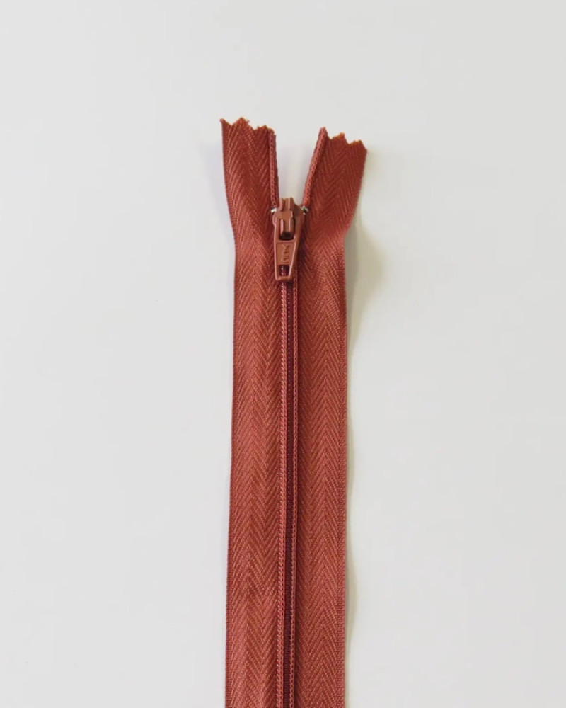 Zipper closed-end - rust 40 cm
