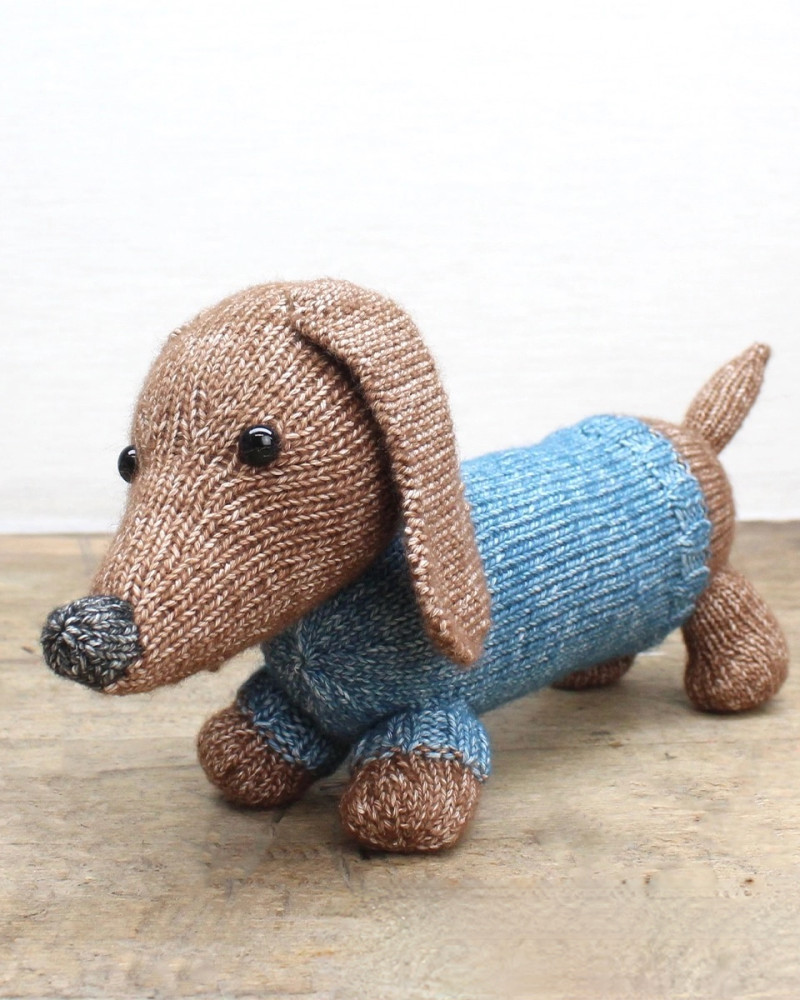 DIY knitting Kit - Ria Dog