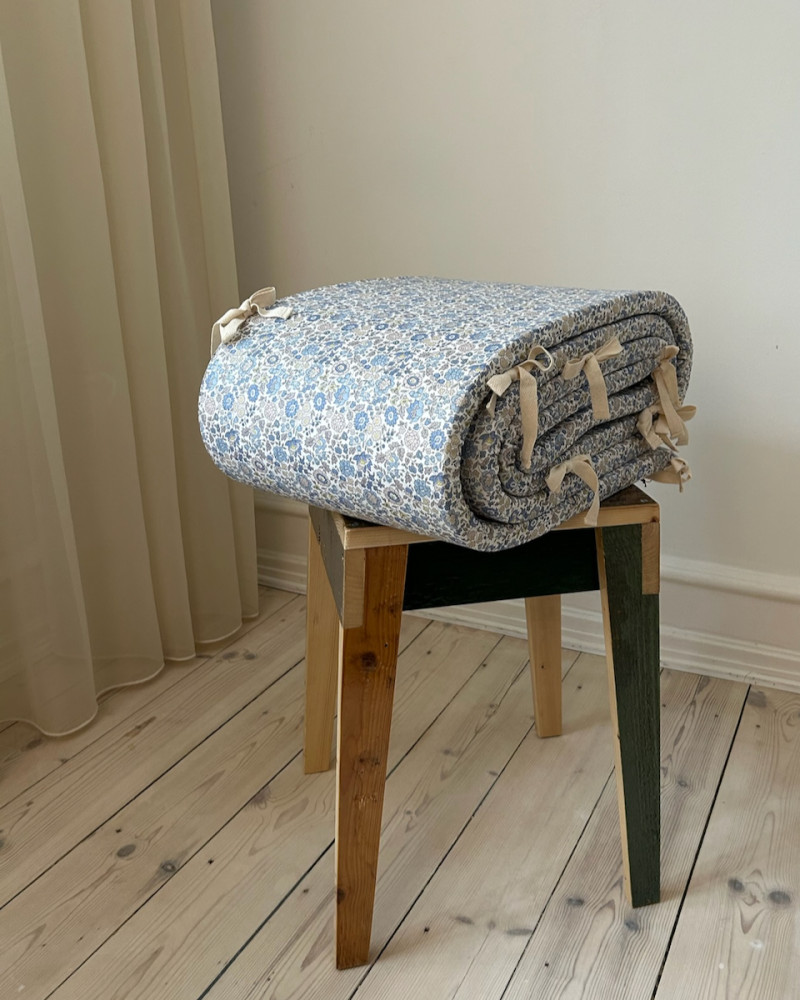 Bedbumber made with Liberty...