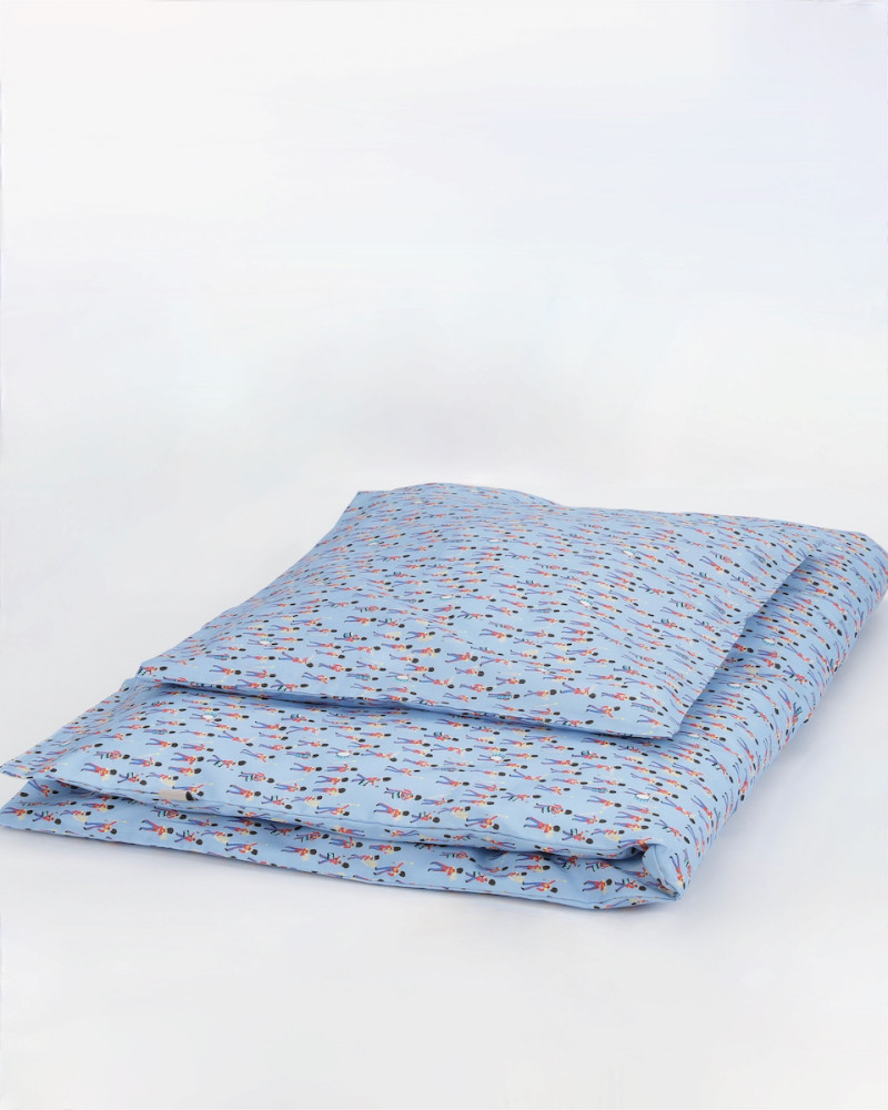 Baby bedlinen made with...