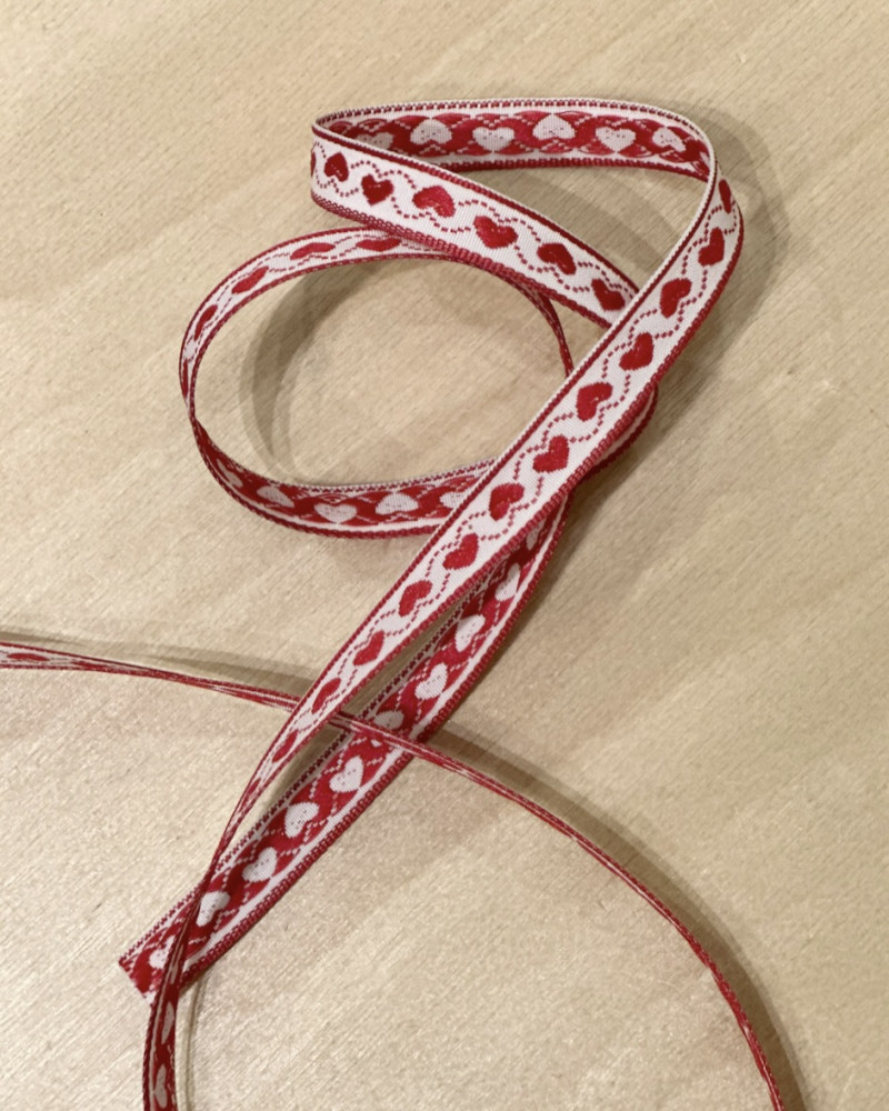 Embroidered webbing  cm...