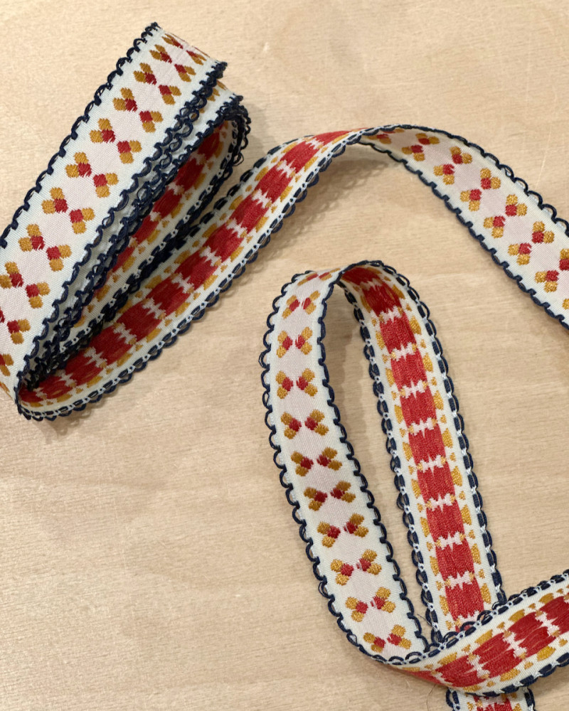 Embroidered webbing  2 cm -...