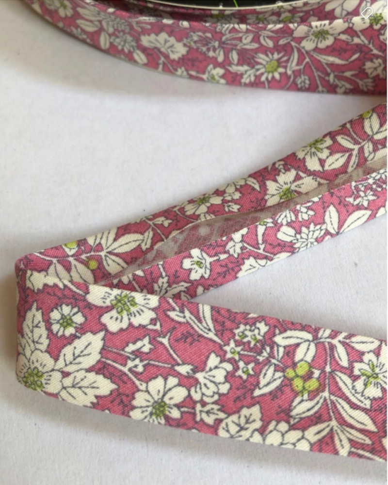 Bias binding floral - rose