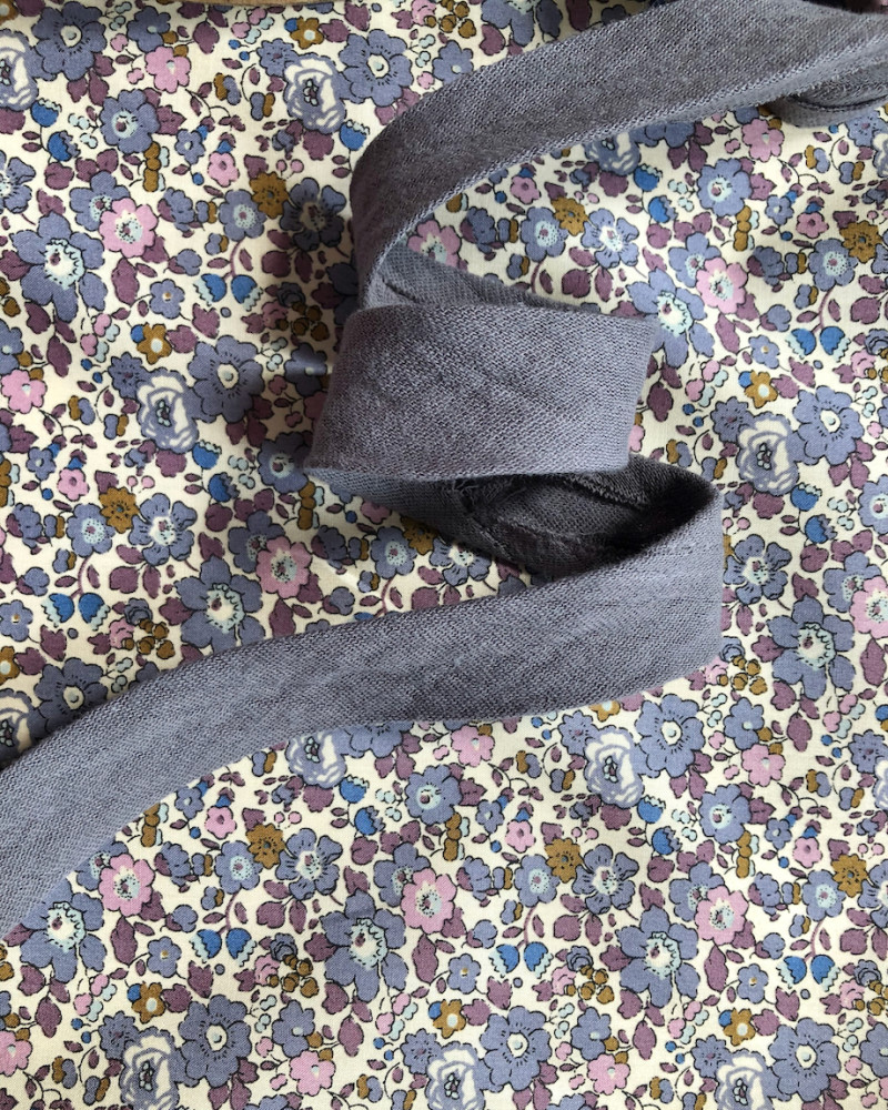 Bias tape 2 cm muslin...