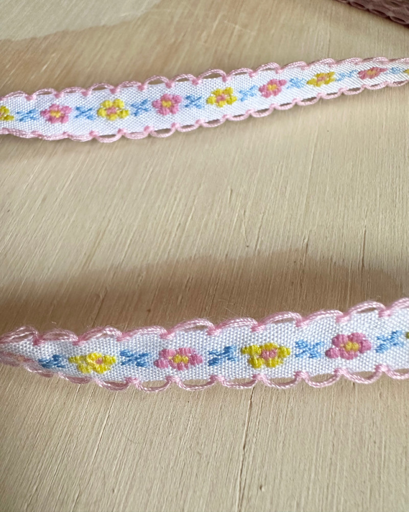 Embroidered webbing 1,2 cm...