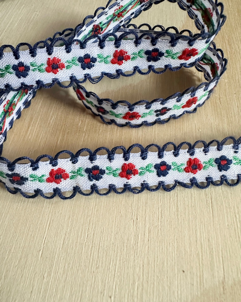 Embroidered webbing 1,2 cm...