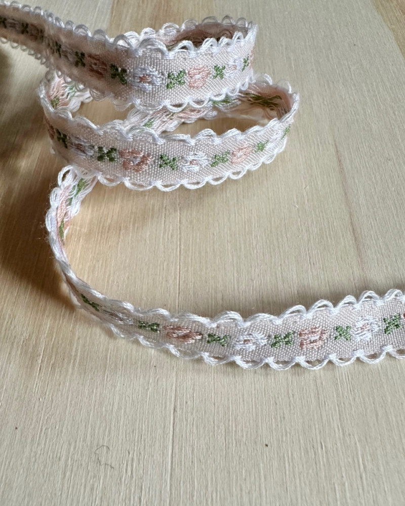 Broderet bånd 1,2 cm -...