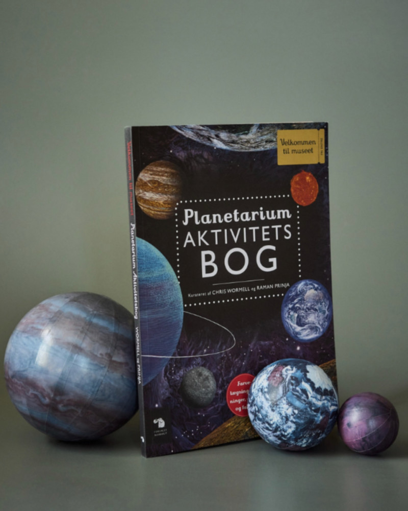Aktivitetsbog "Planetarium"...