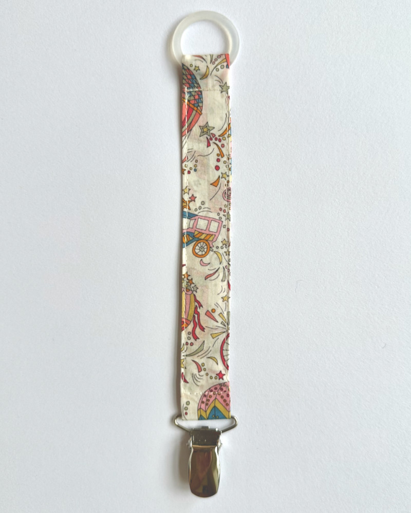 Suttesnor med ring i...