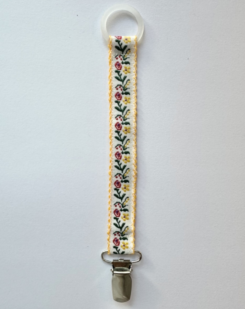 Suttesnor med ring i...