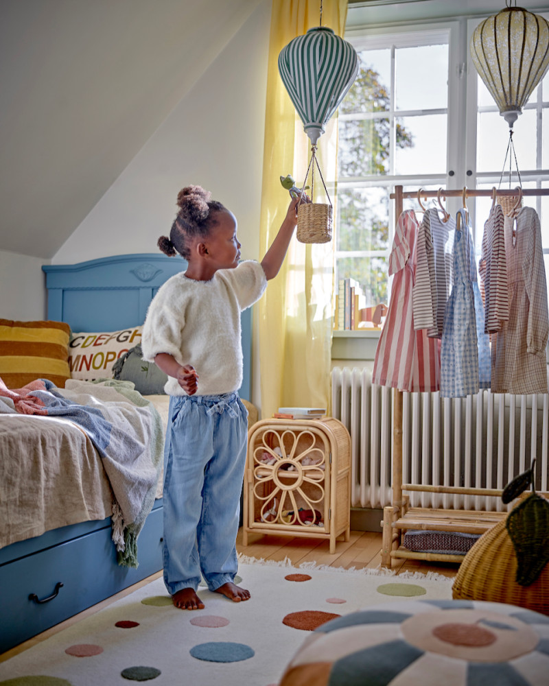 Luftballon i stof med kurv...