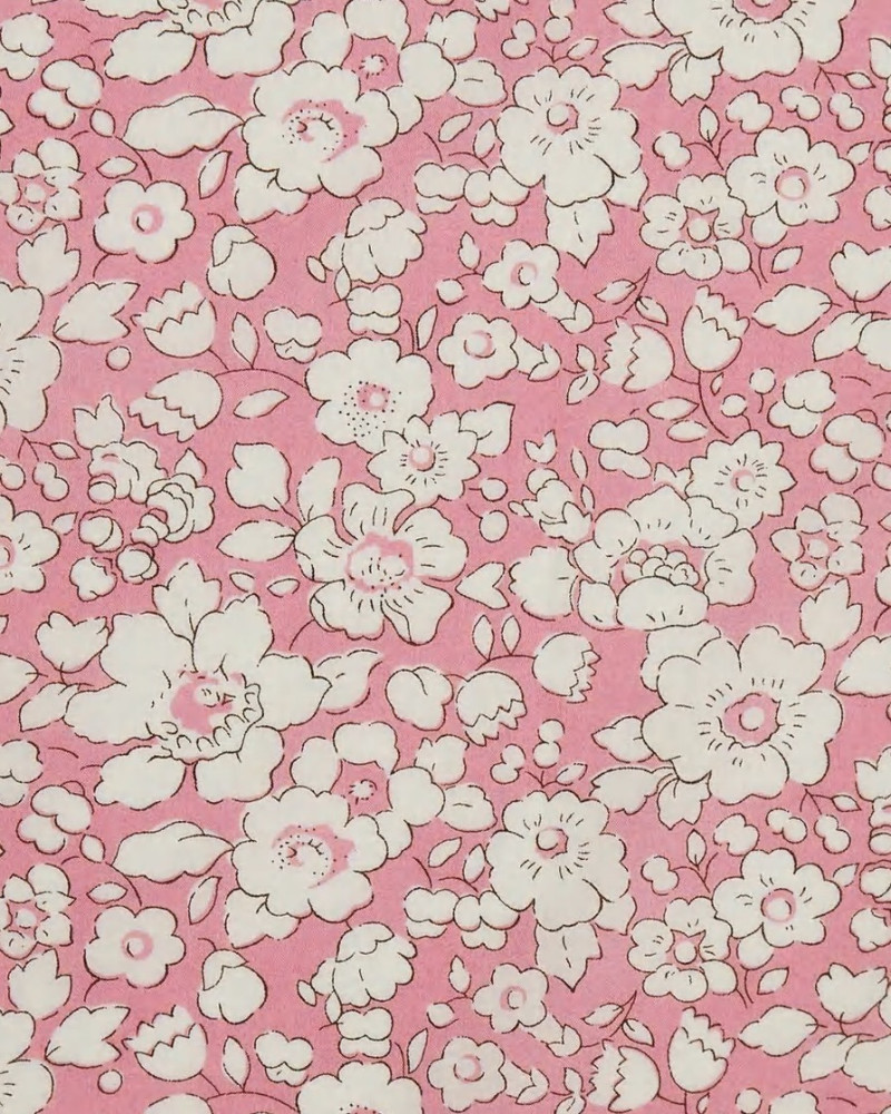 46 x 45 cm Betsy Boo...