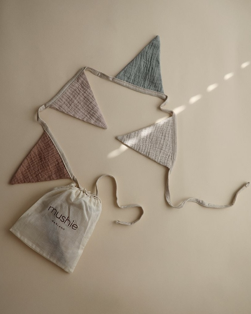 Fabric flag banner garland...