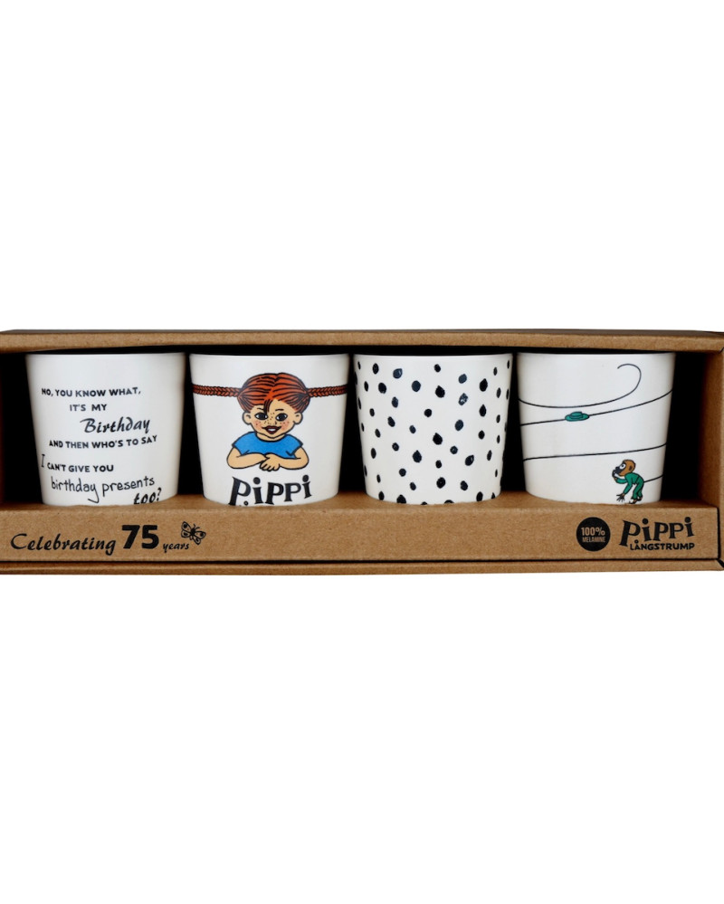 4 drinking cups without...