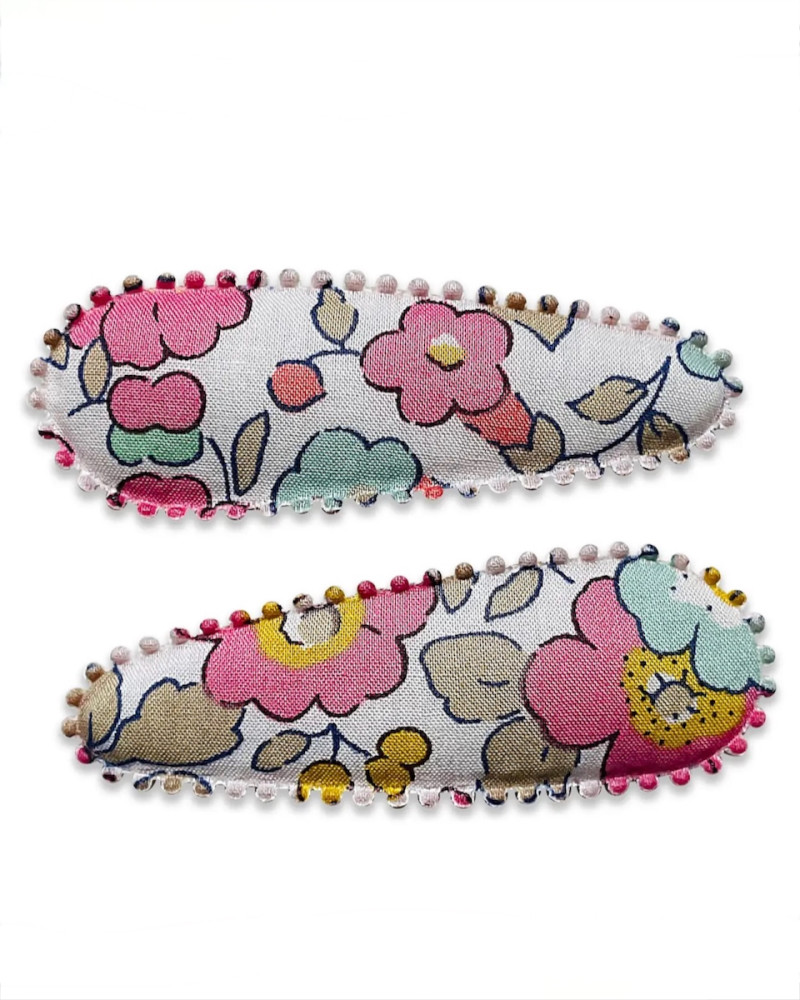 2 hairclips with Liberty...